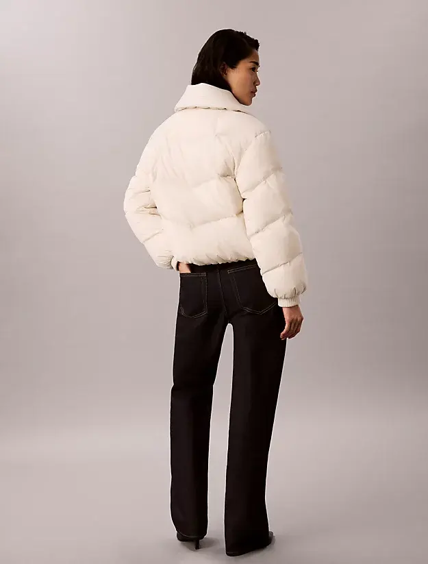 CK · NOVELTY QUILTED MW SHORT DOWN PU · לבן — Hawaii