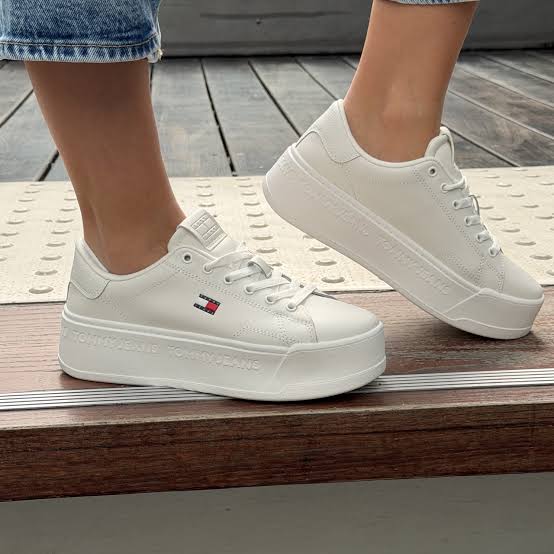 CK · סניקרס RETRO TENNIS LOW MG MIX MEDIA WN · לבן